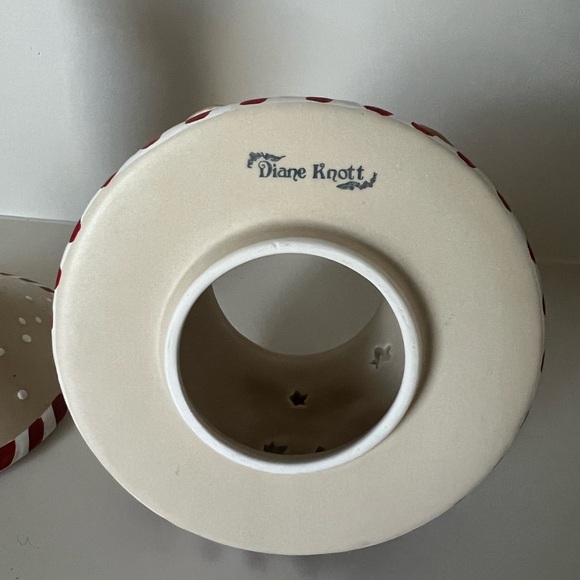 Diane Knott- Vintage Christmas Tee Light Candle Holder⛄️🎄 - Picture 4 of 9